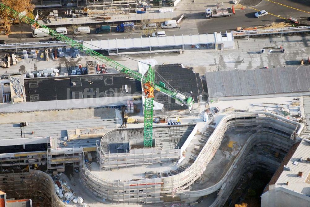 Luftaufnahme Berlin Steglitz - Blick auf die Umbau- und Erweiterungsbauarbeiten am FORUM STEGLITZ