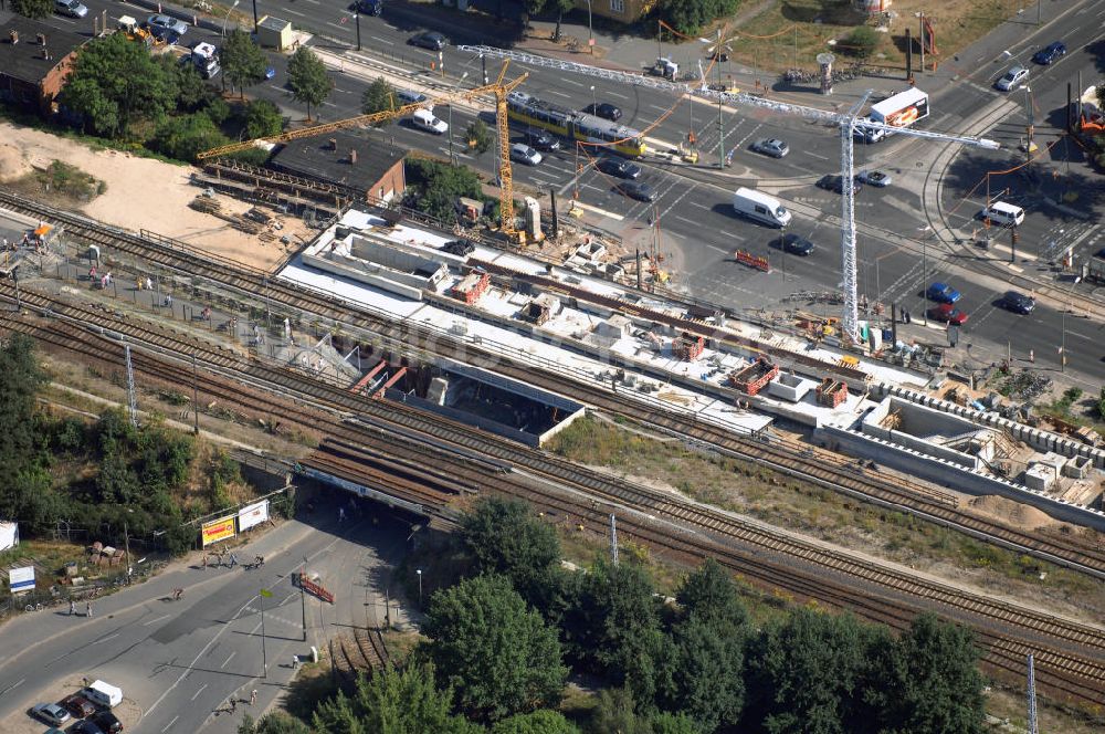 Luftaufnahme Berlin - Blick auf die Umbauarbeiten am S-Bahnhof Adlershof in Berlin-Köpenick