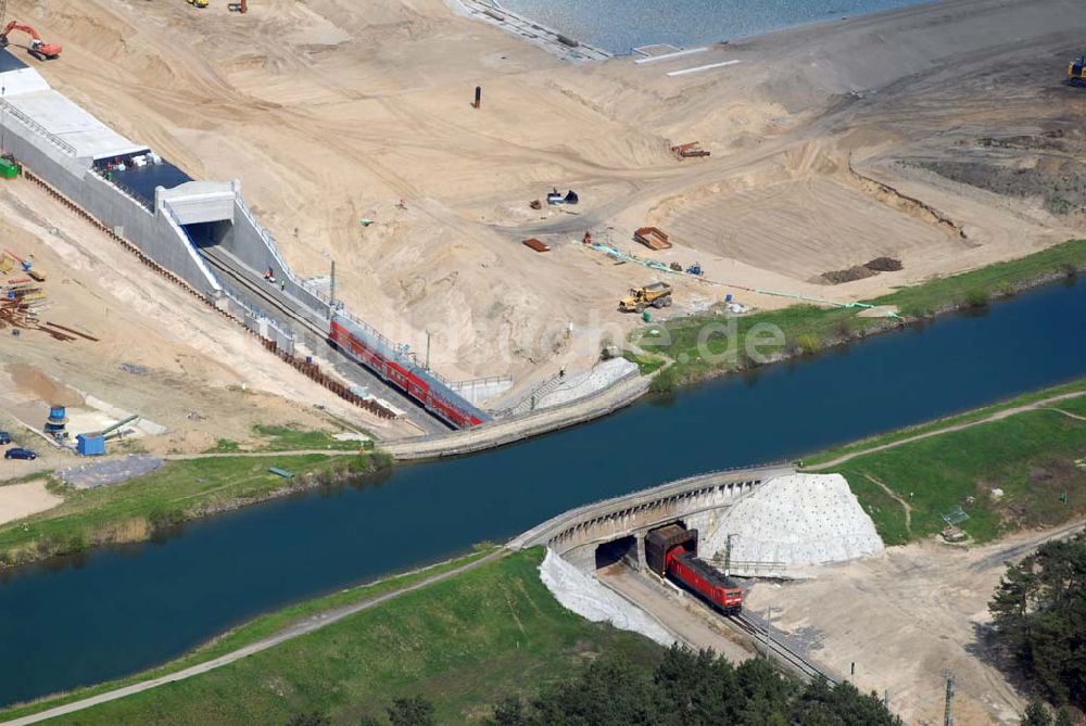 Eberswalde aus der Vogelperspektive: Blick auf Umleitungsarbeiten am Finowkanal zu Eberswalde