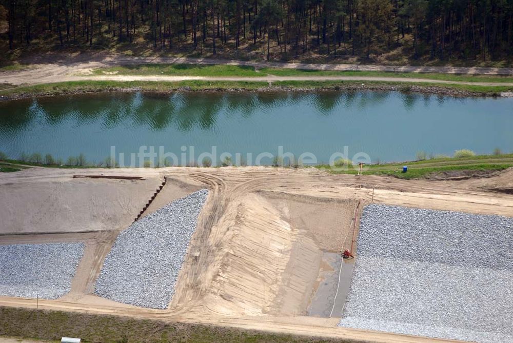 Eberswalde aus der Vogelperspektive: Blick auf Umleitungsarbeiten am Finowkanal zu Eberswalde