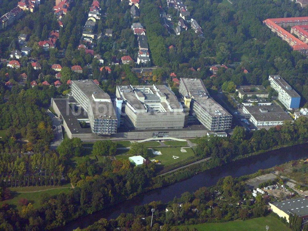 Berlin-Steglitz aus der Vogelperspektive: Blick auf das Universitätsklinikum Benjamin Franklin in Berlin-Steglitz