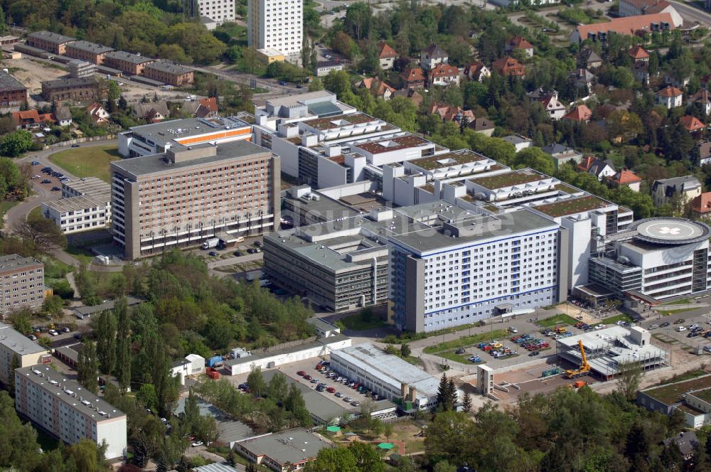 Luftaufnahme Halle - Blick auf das Universitätsklinikum Kröllwitz in Halle