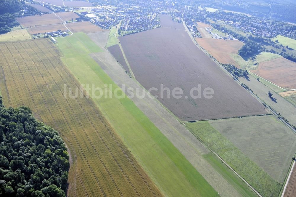 Luftaufnahme Bad Berka - Blick auf den Verkehrslandeplatz in Bad Berka im Landkreis Weimar im Bundesland Thüringen