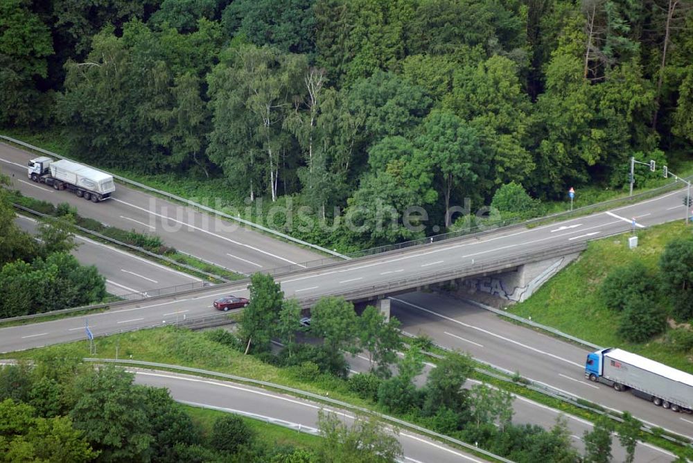 Luftaufnahme Baden-Baden - Blick auf den Verlauf der BAB A5 zwischen dem AA Offenburg nordwärts bis zum AA Baden-Baden