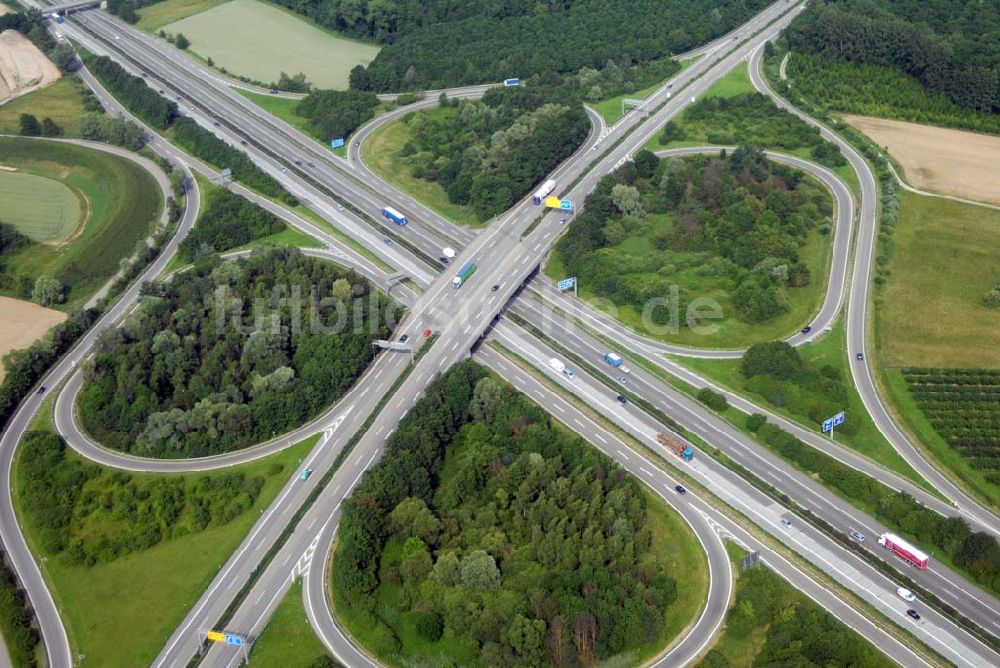 Luftaufnahme Baden-Baden - Blick auf den Verlauf der BAB A5 zwischen dem AA Offenburg nordwärts bis zum AA Baden-Baden