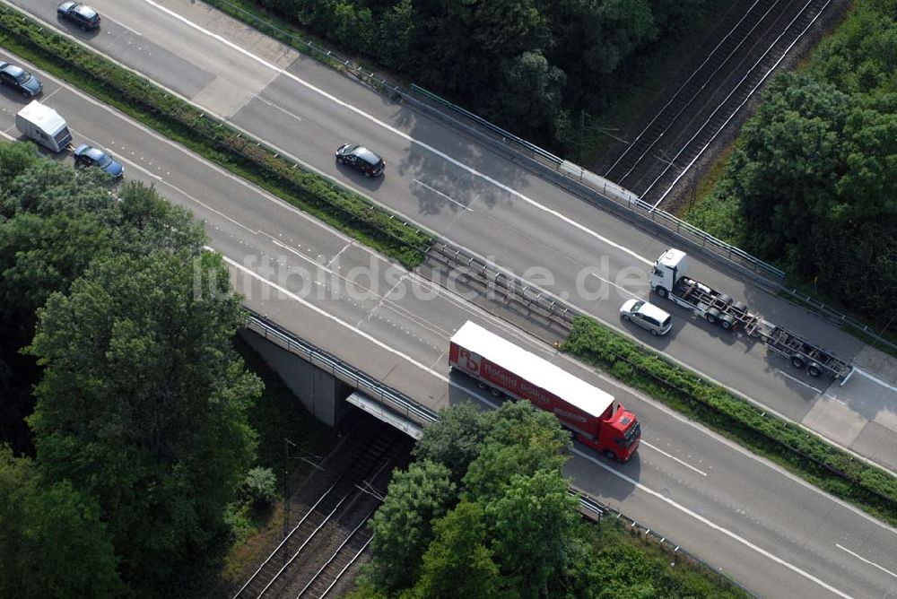 Luftbild Baden-Baden - Blick auf den Verlauf der BAB A5 zwischen dem AA Offenburg nordwärts bis zum AA Baden-Baden