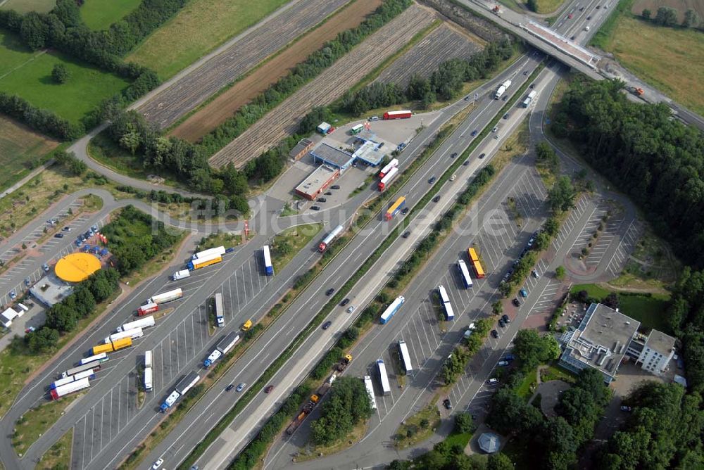 Baden-Baden aus der Vogelperspektive: Blick auf den Verlauf der BAB A5 zwischen dem AA Offenburg nordwärts bis zum AA Baden-Baden