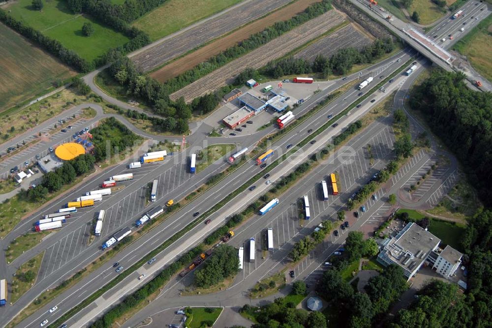 Luftbild Baden-Baden - Blick auf den Verlauf der BAB A5 zwischen dem AA Offenburg nordwärts bis zum AA Baden-Baden