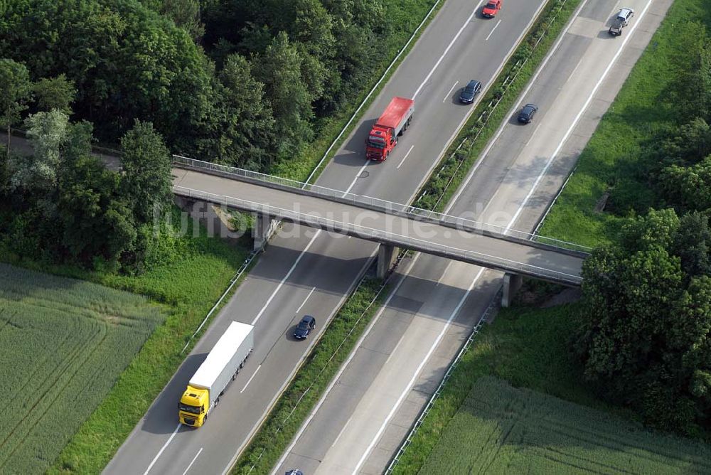 Luftaufnahme Baden-Baden - Blick auf den Verlauf der BAB A5 zwischen dem AA Offenburg nordwärts bis zum AA Baden-Baden