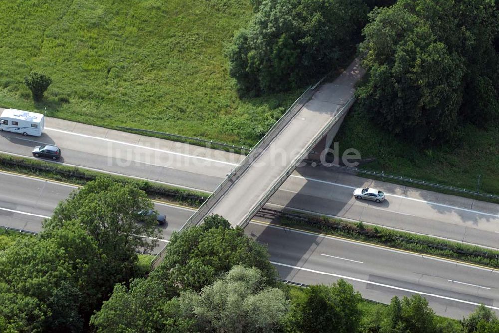 Luftbild Baden-Baden - Blick auf den Verlauf der BAB A5 zwischen dem AA Offenburg nordwärts bis zum AA Baden-Baden