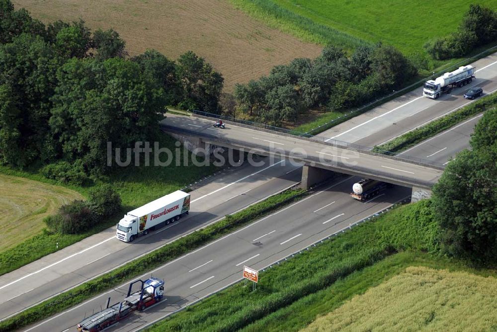 Luftaufnahme Baden-Baden - Blick auf den Verlauf der BAB A5 zwischen dem AA Offenburg nordwärts bis zum AA Baden-Baden