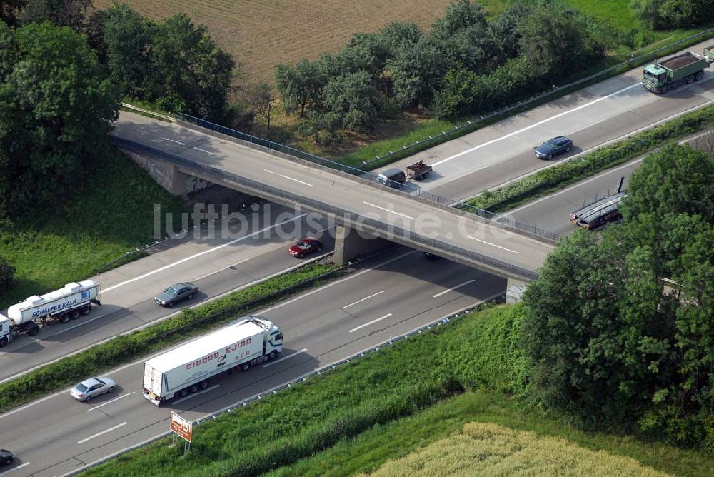 Baden-Baden aus der Vogelperspektive: Blick auf den Verlauf der BAB A5 zwischen dem AA Offenburg nordwärts bis zum AA Baden-Baden