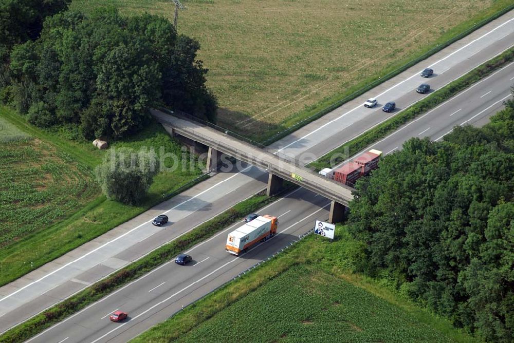 Luftaufnahme Baden-Baden - Blick auf den Verlauf der BAB A5 zwischen dem AA Offenburg nordwärts bis zum AA Baden-Baden