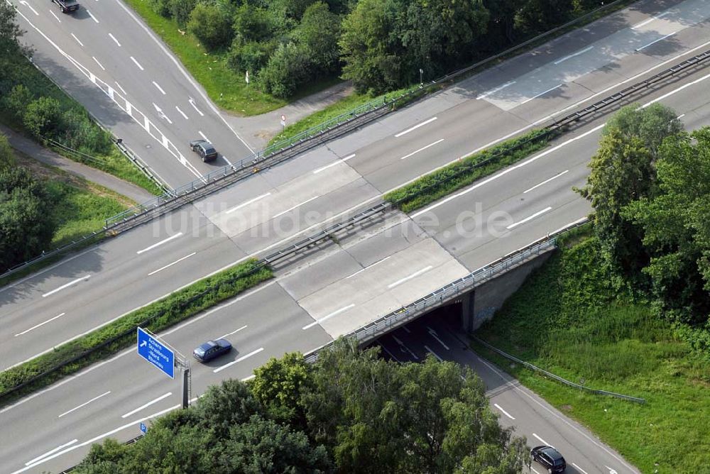 Luftbild Baden-Baden - Blick auf den Verlauf der BAB A5 zwischen dem AA Offenburg nordwärts bis zum AA Baden-Baden