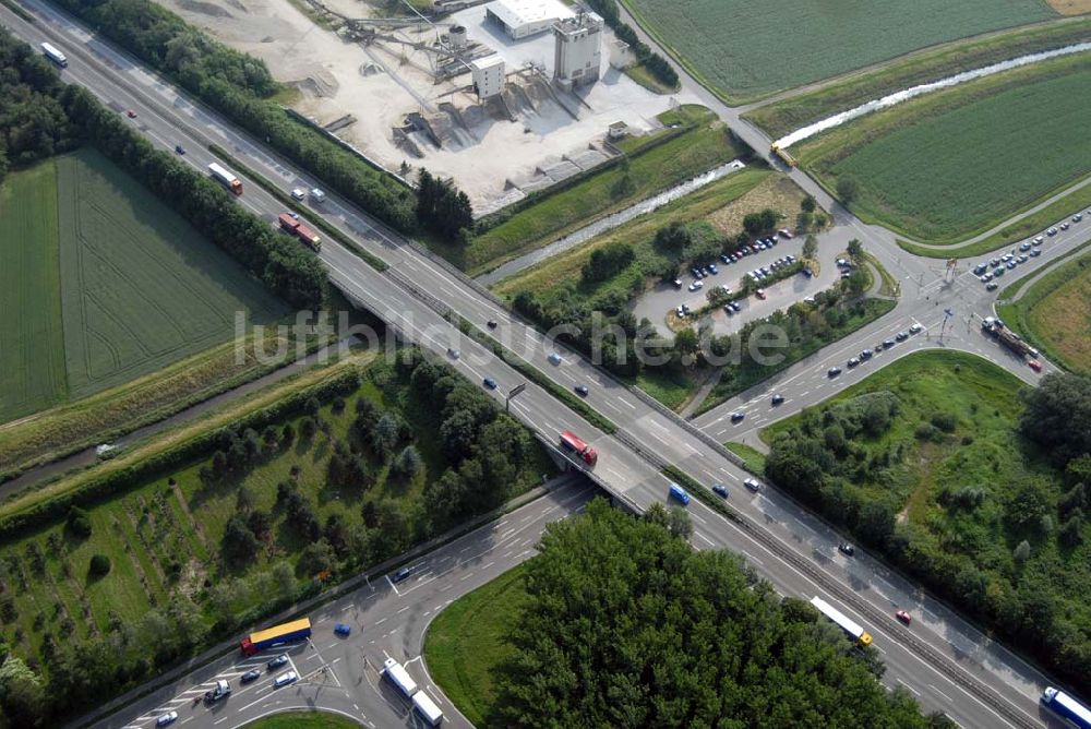 Luftaufnahme Baden-Baden - Blick auf den Verlauf der BAB A5 zwischen dem AA Offenburg nordwärts bis zum AA Baden-Baden