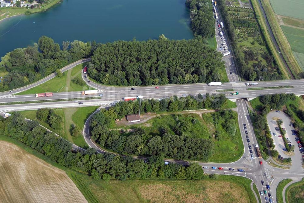 Luftaufnahme Baden-Baden - Blick auf den Verlauf der BAB A5 zwischen dem AA Offenburg nordwärts bis zum AA Baden-Baden