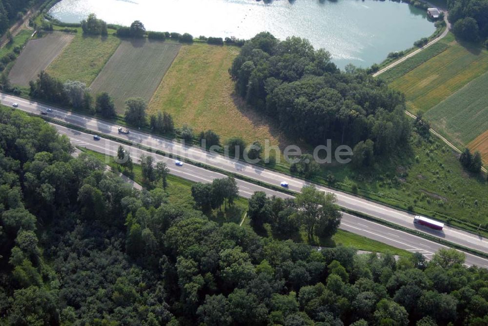 Baden-Baden aus der Vogelperspektive: Blick auf den Verlauf der BAB A5 zwischen dem AA Offenburg nordwärts bis zum AA Baden-Baden