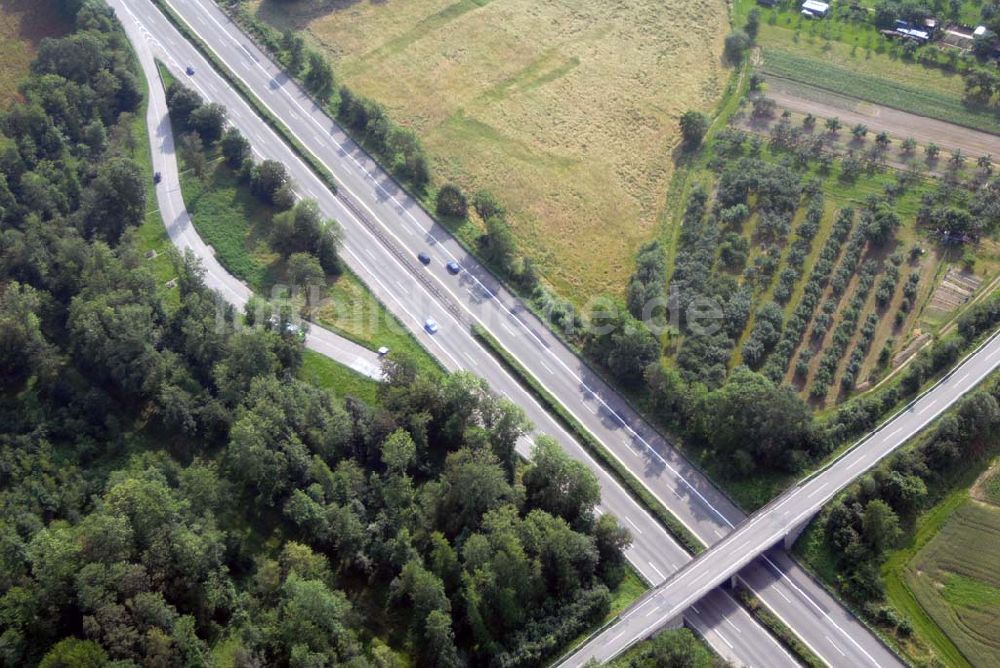 Luftaufnahme Baden-Baden - Blick auf den Verlauf der BAB A5 zwischen dem AA Offenburg nordwärts bis zum AA Baden-Baden