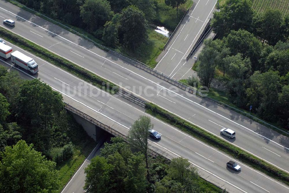 Luftaufnahme Baden-Baden - Blick auf den Verlauf der BAB A5 zwischen dem AA Offenburg nordwärts bis zum AA Baden-Baden