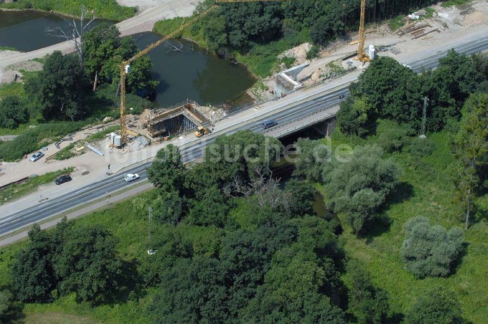 Luftaufnahme Dessau - Blick auf verschiedene Brückenbauwerke an der Baustelle zum Ausbau der B184 zwischen Dessau und Roßlau in Sachsen-Anhalt