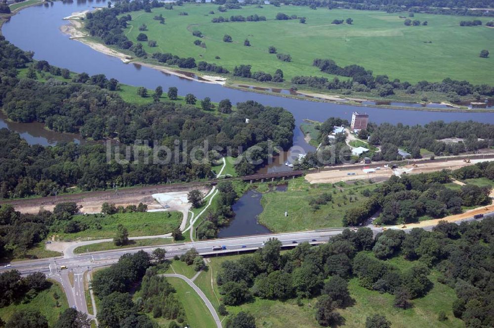 Dessau von oben - Blick auf verschiedene Brückenbauwerke an der Baustelle zum Ausbau der B184 zwischen Dessau und Roßlau in Sachsen-Anhalt