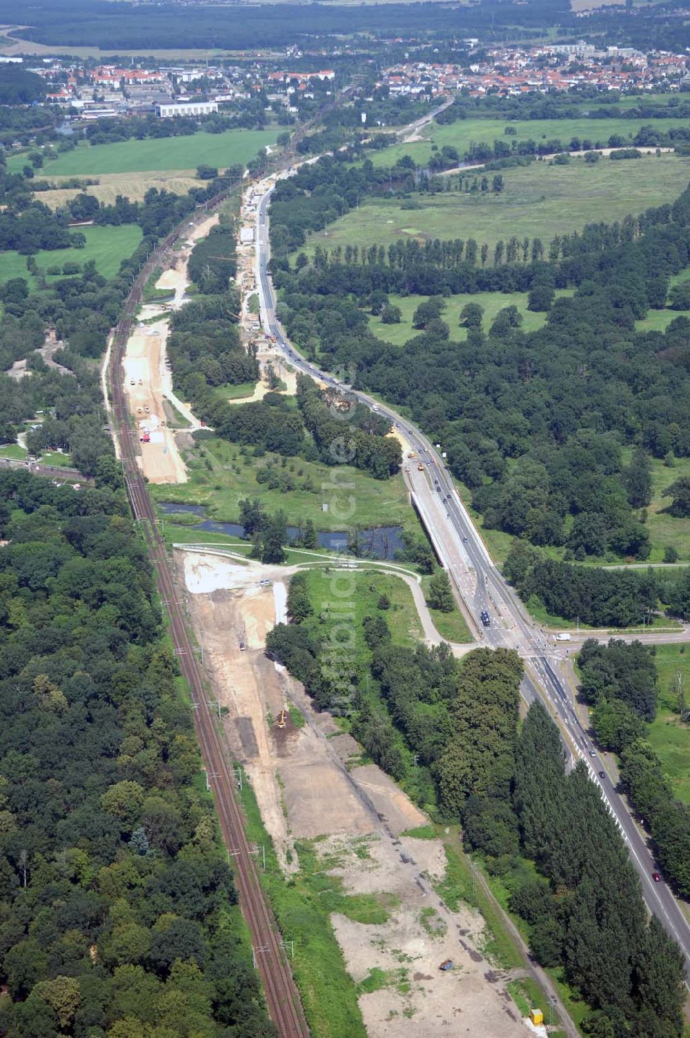 Luftbild Dessau - Blick auf verschiedene Brückenbauwerke an der Baustelle zum Ausbau der B184 zwischen Dessau und Roßlau in Sachsen-Anhalt