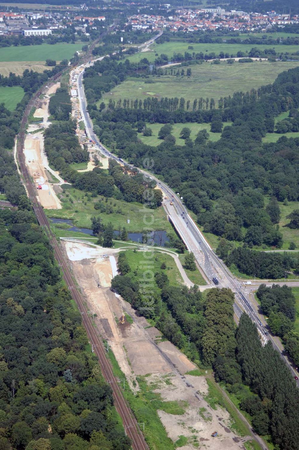 Dessau von oben - Blick auf verschiedene Brückenbauwerke an der Baustelle zum Ausbau der B184 zwischen Dessau und Roßlau in Sachsen-Anhalt