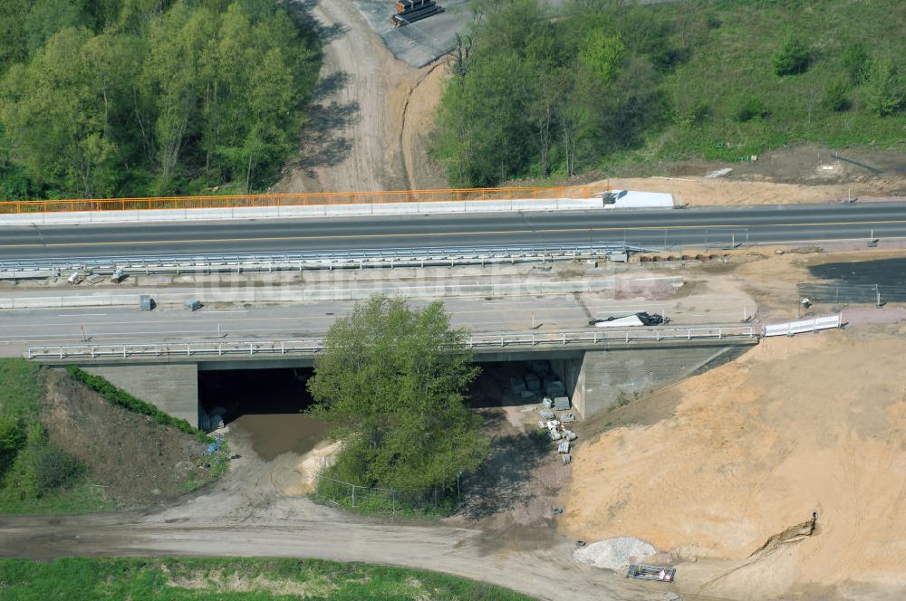 Luftaufnahme Roßlau - Blick auf verschiedene Brückenbauwerke an der Baustelle zum Ausbau der B184 zwischen Dessau und Roßlau in Sachsen-Anhalt