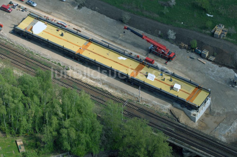 Roßlau von oben - Blick auf verschiedene Brückenbauwerke an der Baustelle zum Ausbau der B184 zwischen Dessau und Roßlau in Sachsen-Anhalt