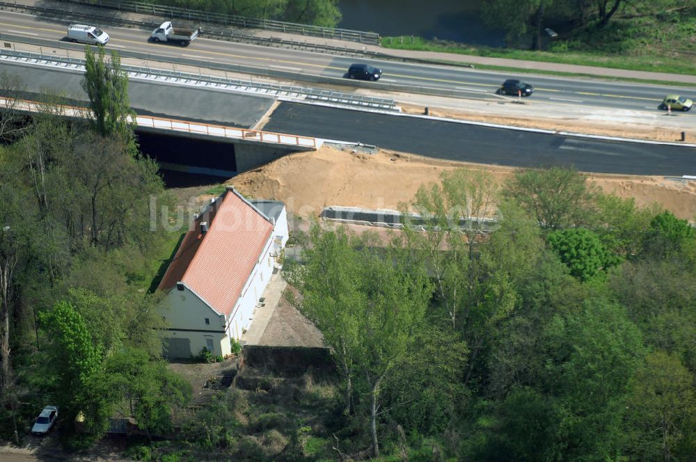 Luftbild Roßlau - Blick auf verschiedene Brückenbauwerke an der Baustelle zum Ausbau der B184 zwischen Dessau und Roßlau in Sachsen-Anhalt