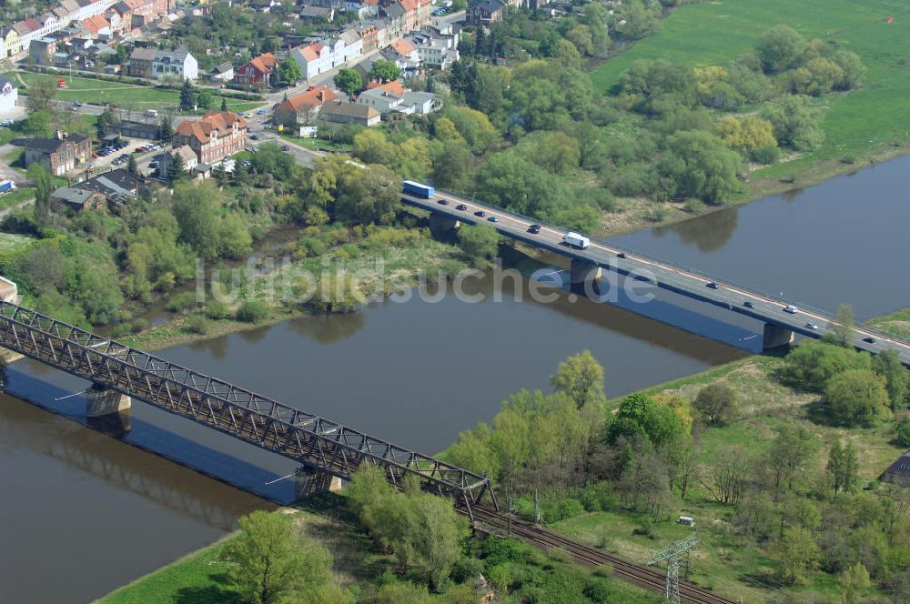 Luftaufnahme Roßlau - Blick auf verschiedene Brückenbauwerke an der Baustelle zum Ausbau der B184 zwischen Dessau und Roßlau in Sachsen-Anhalt