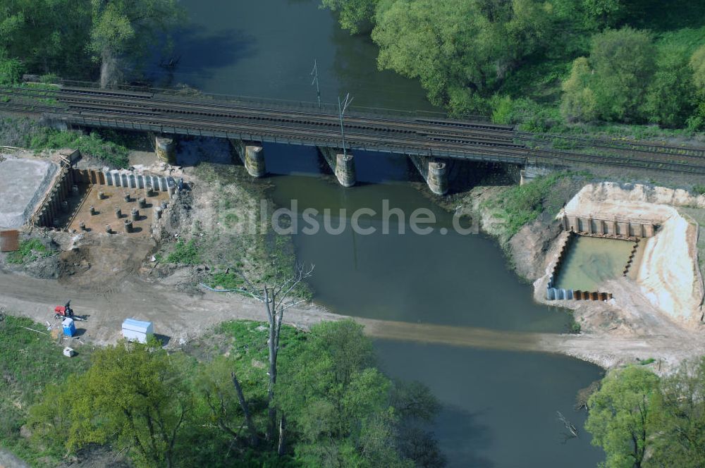 Luftaufnahme Roßlau - Blick auf verschiedene Brückenbauwerke an der Baustelle zum Ausbau der B184 zwischen Dessau und Roßlau in Sachsen-Anhalt