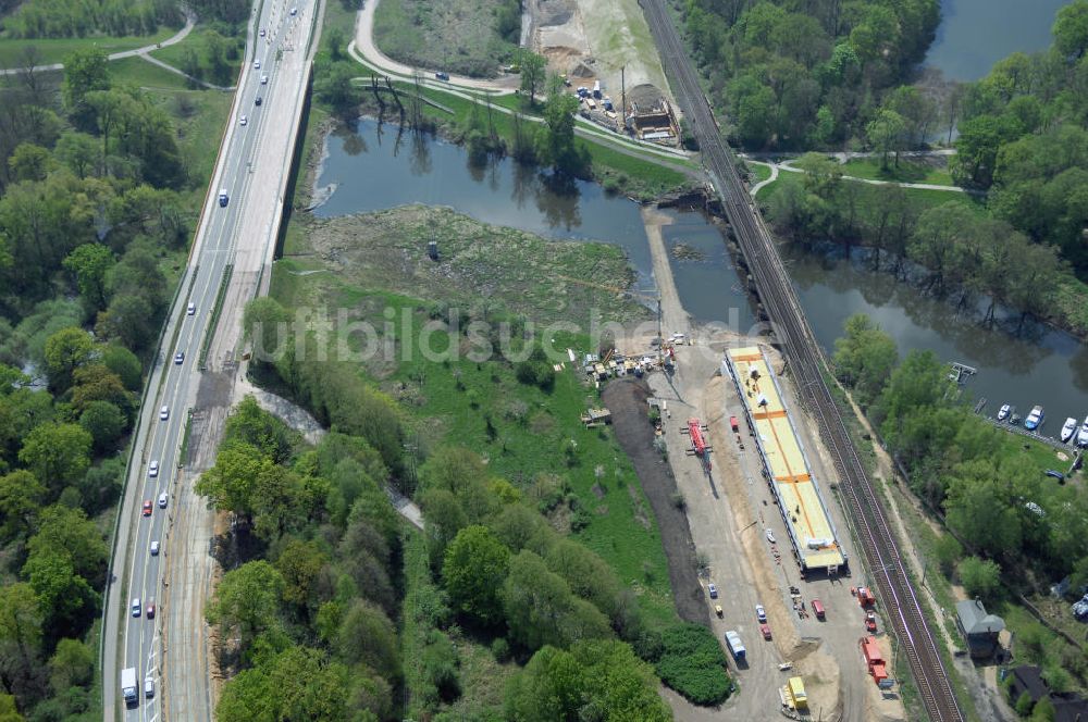 Roßlau von oben - Blick auf verschiedene Brückenbauwerke an der Baustelle zum Ausbau der B184 zwischen Dessau und Roßlau in Sachsen-Anhalt