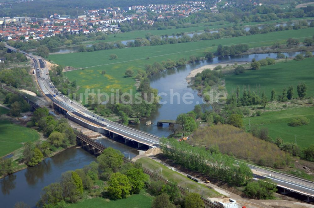 Roßlau von oben - Blick auf verschiedene Brückenbauwerke an der Baustelle zum Ausbau der B184 zwischen Dessau und Roßlau in Sachsen-Anhalt