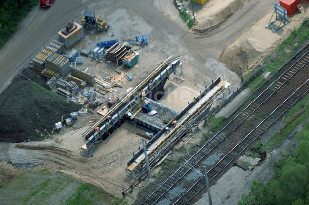 Roßlau von oben - Blick auf verschiedene Brückenbauwerke an der Baustelle zum Ausbau der B184 zwischen Dessau und Roßlau in Sachsen-Anhalt