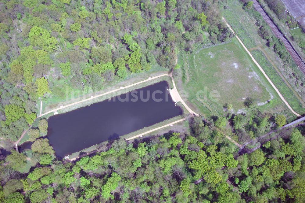 Luftbild Dessau - Blick auf den Viereckteich am Beckerbruch bei Dessau