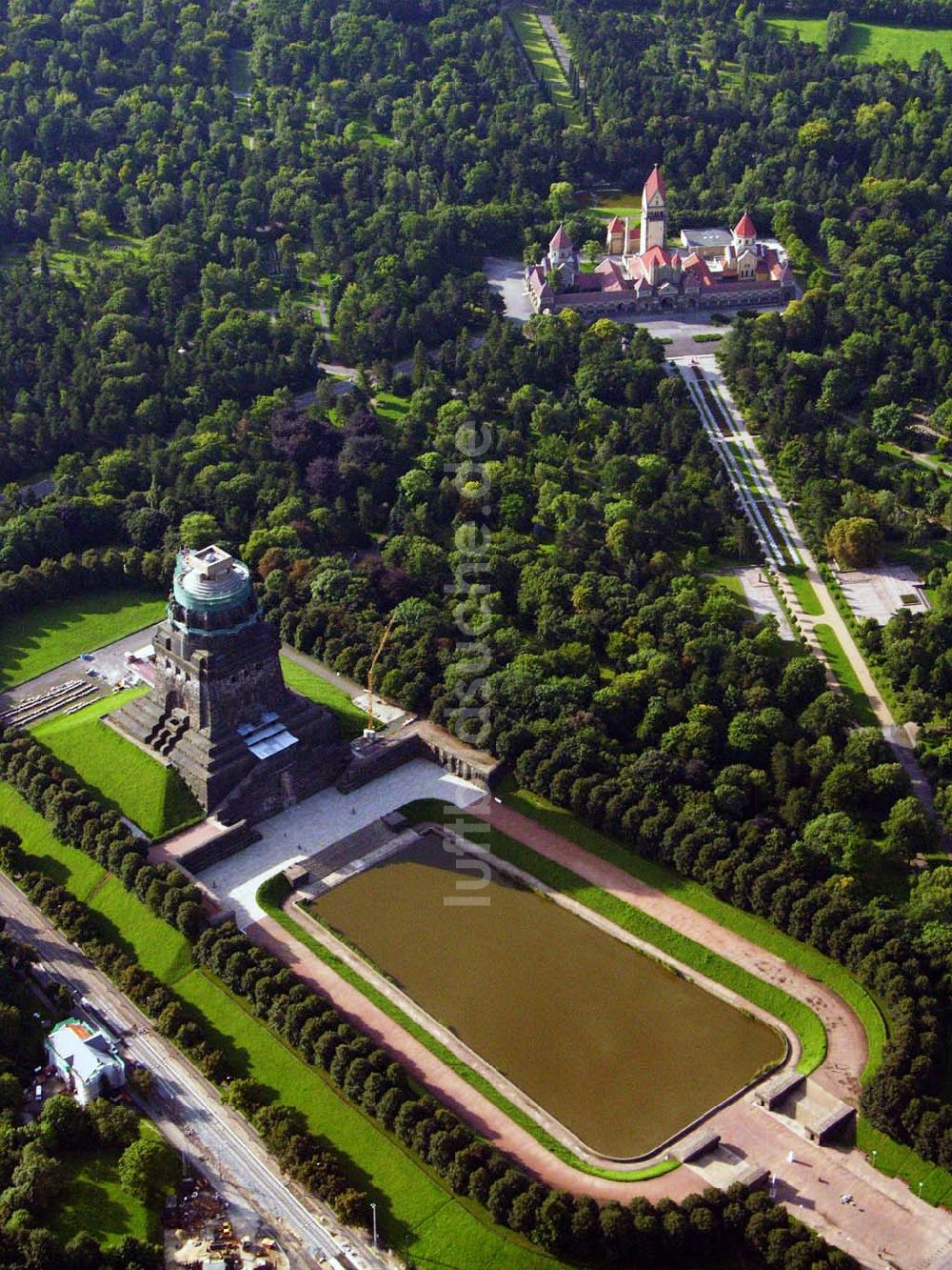 Leipzig aus der Vogelperspektive: Blick auf das Völkerschlachtdenkmal