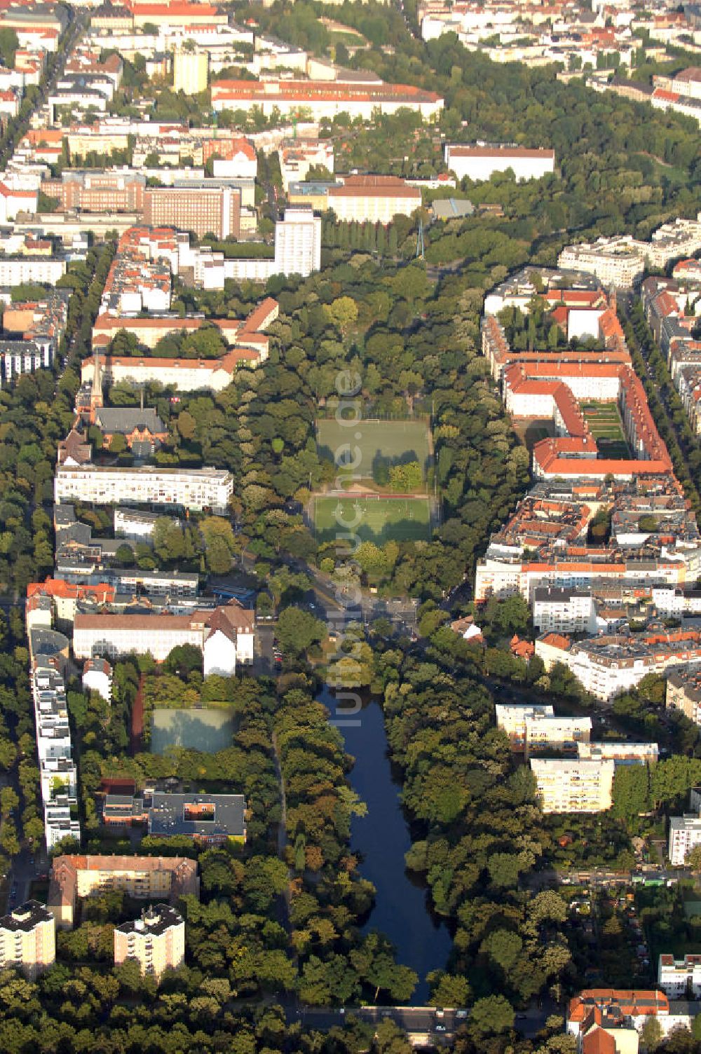 Luftbild Berlin - Blick auf den Volkspark Wilmersdorf