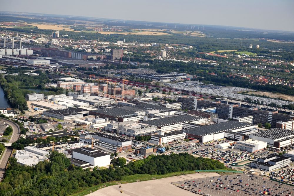 Wolfsburg von oben - Blick auf das Volkswagen Werksgelände in Wolfsburg