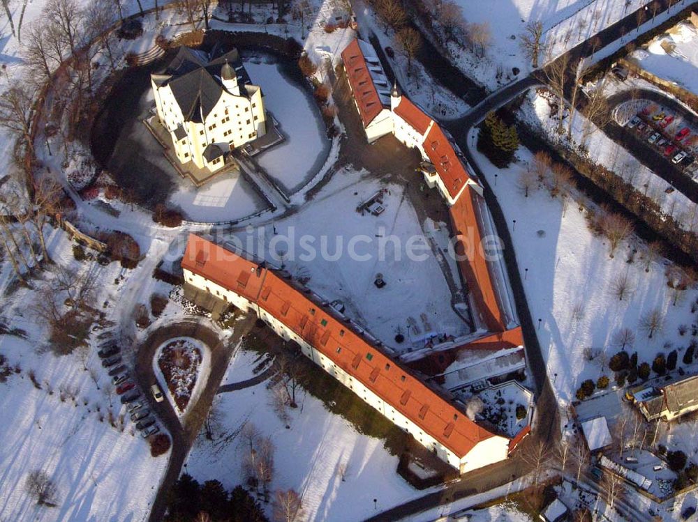 Luftaufnahme Chemnitz / Sachsen - Blick auf das Wasserschloss Klaffenbach bei Chemnitz