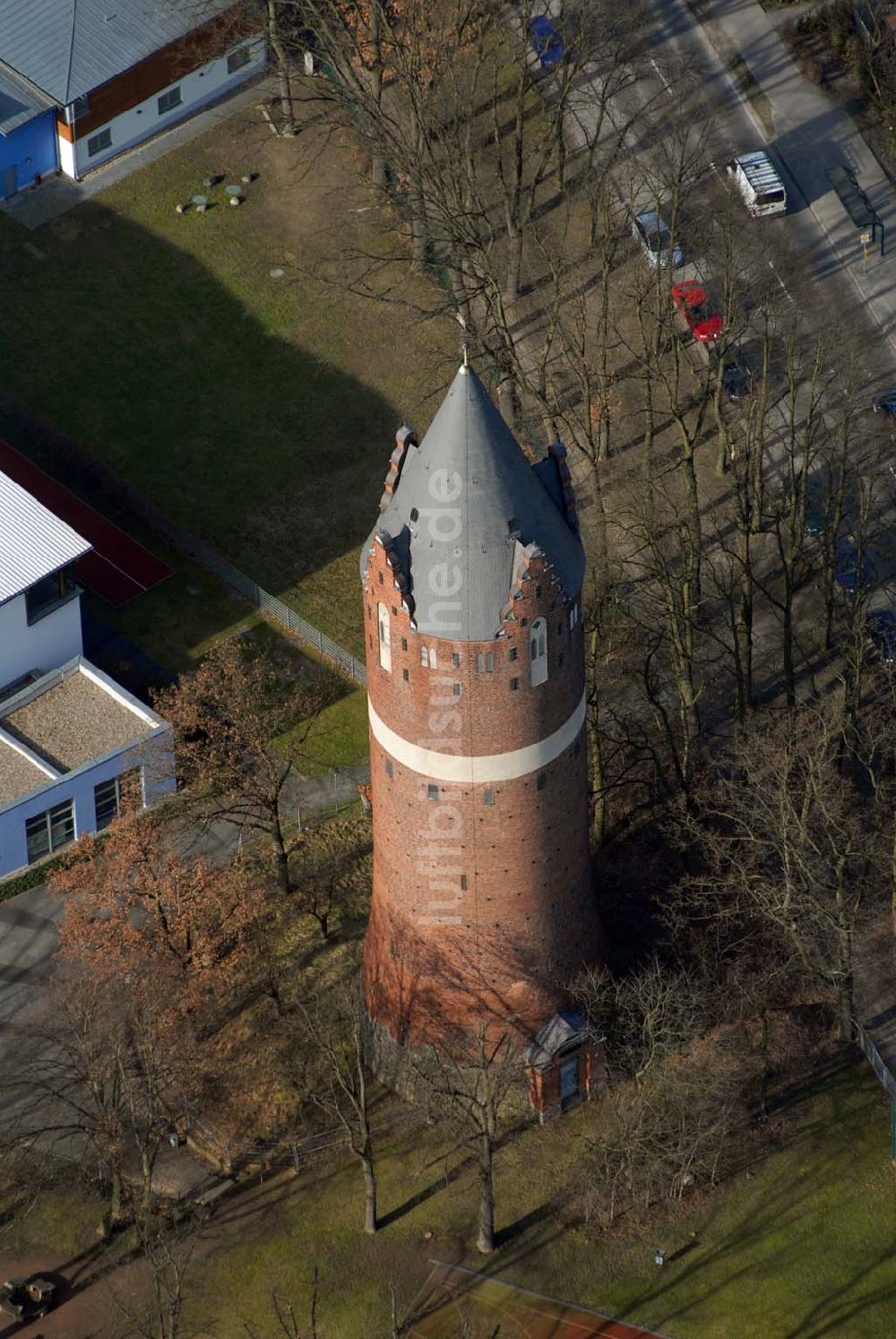 Bernau von oben - Blick auf den Wasserturm in Bernau