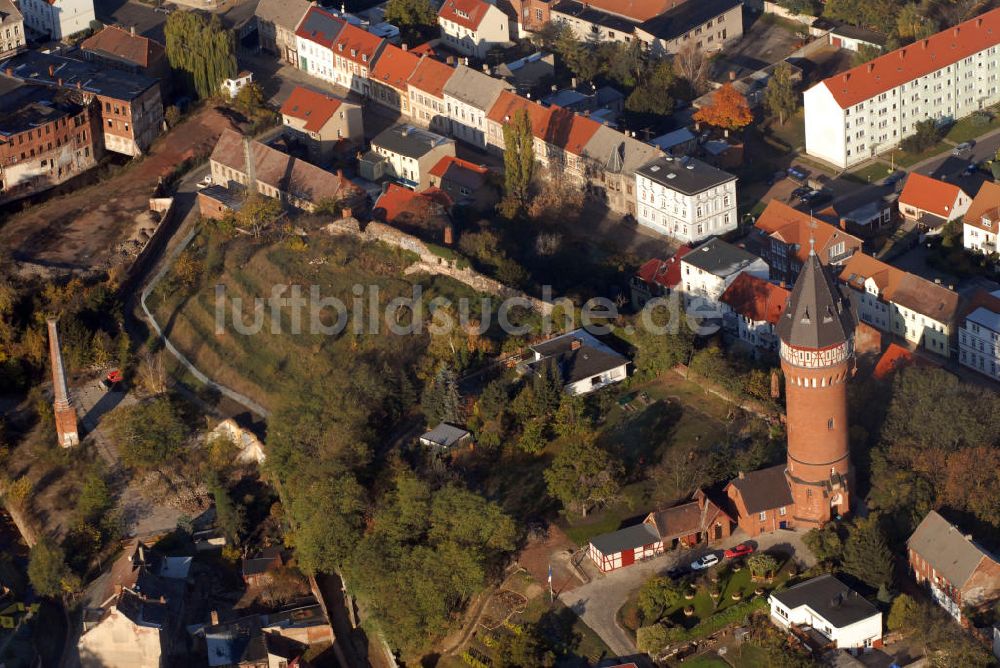 Luftbild Burg - Blick auf den Wasserturm in Burg bei Magdeburg