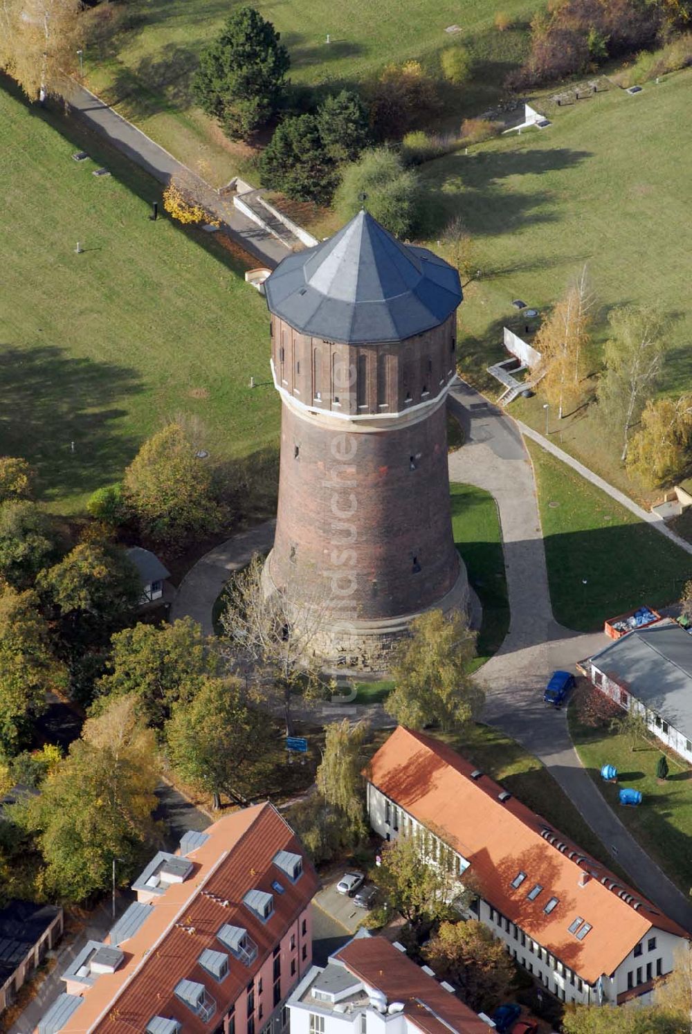 Leipzig von oben - Blick auf den Wasserturm am Wasserwerk