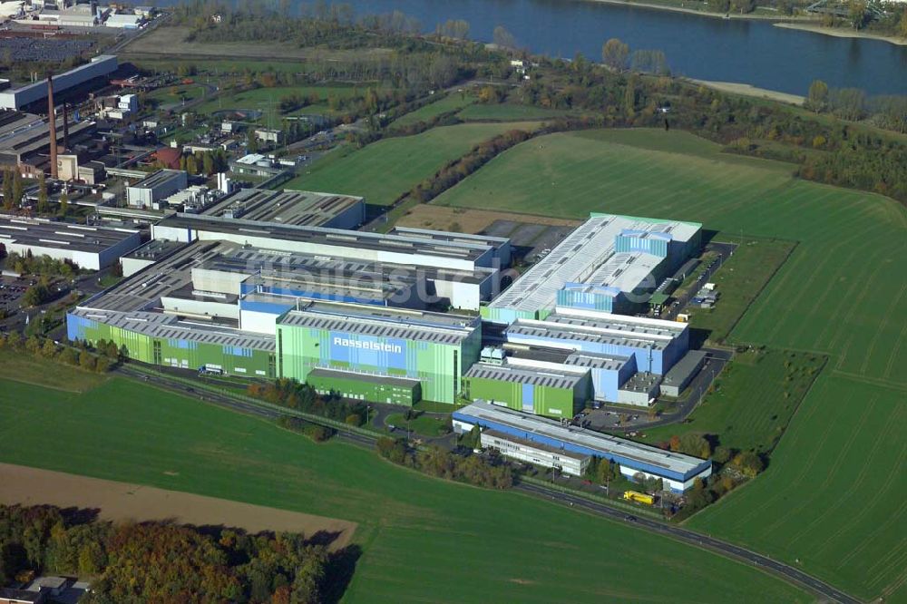 Andernach (Rheinland-Pfalz) von oben - Blick auf ein Werk der Rasselstein GmbH in Andernach