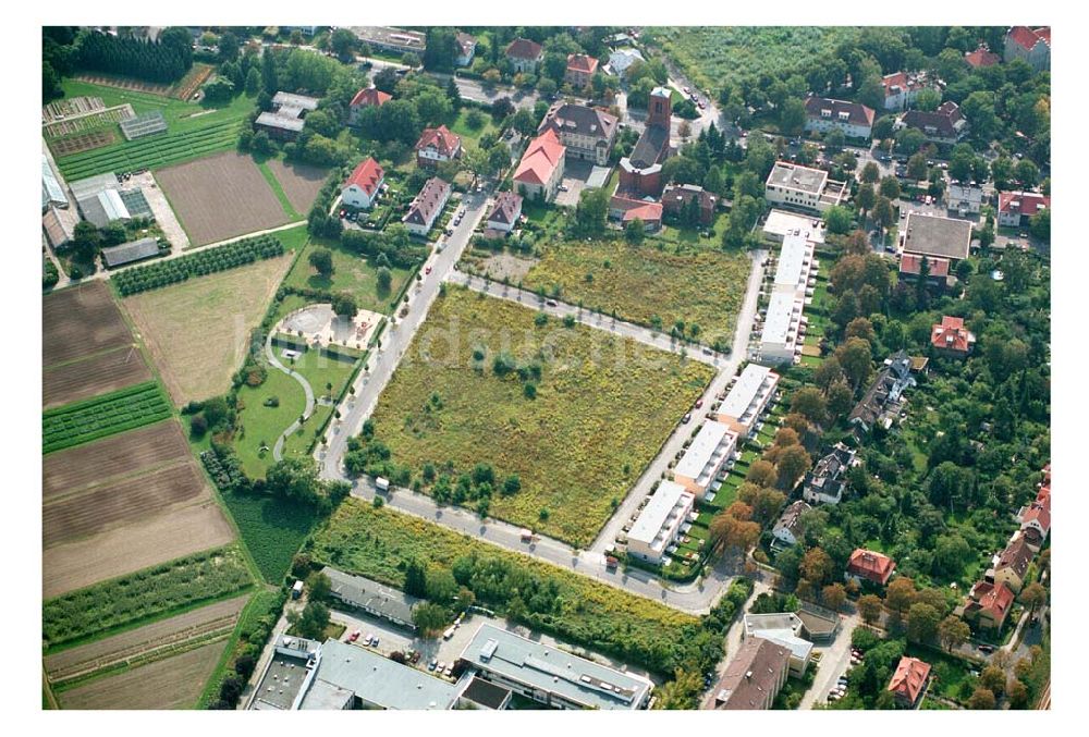 Luftbild Berlin - Dahlem - Blick auf das Wohnbaugelände an der Königin-Luise Straße in 14159 Berlin-Dahlem