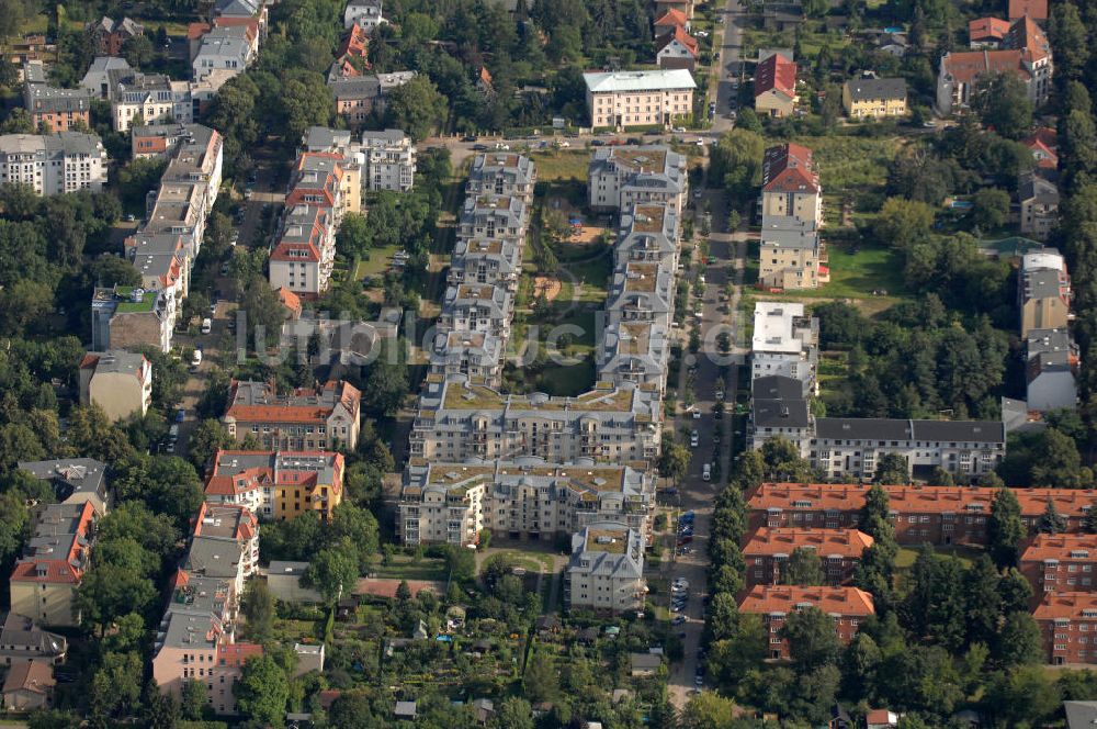 Luftaufnahme Berlin - Blick auf das Wohngebiet an der Fritz-Reuter-Straße in Berlin-Niederschönhausen