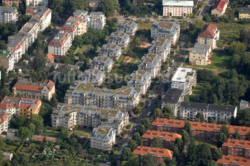 Luftaufnahme Berlin - Blick auf das Wohngebiet an der Fritz-Reuter-Straße in Berlin-Niederschönhausen