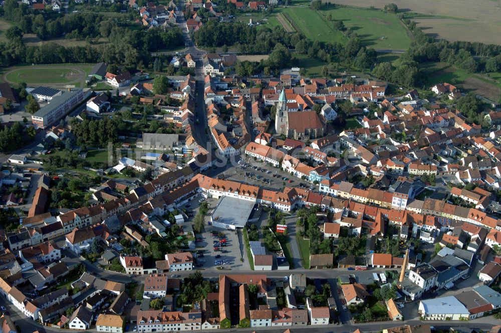 SPREMBERG von oben - Blick auf das Wohngebiet an der Langen Straße und Am Markt mit der Kreuzkirche Spremberg