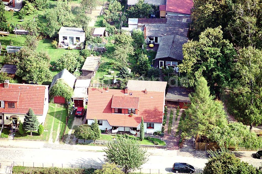 Luftaufnahme Mirow / Mecklenburg Vorpommern - Blick auf ein Wohngebiet in Mirow / Mecklenburg Vorpommern 16.09.03