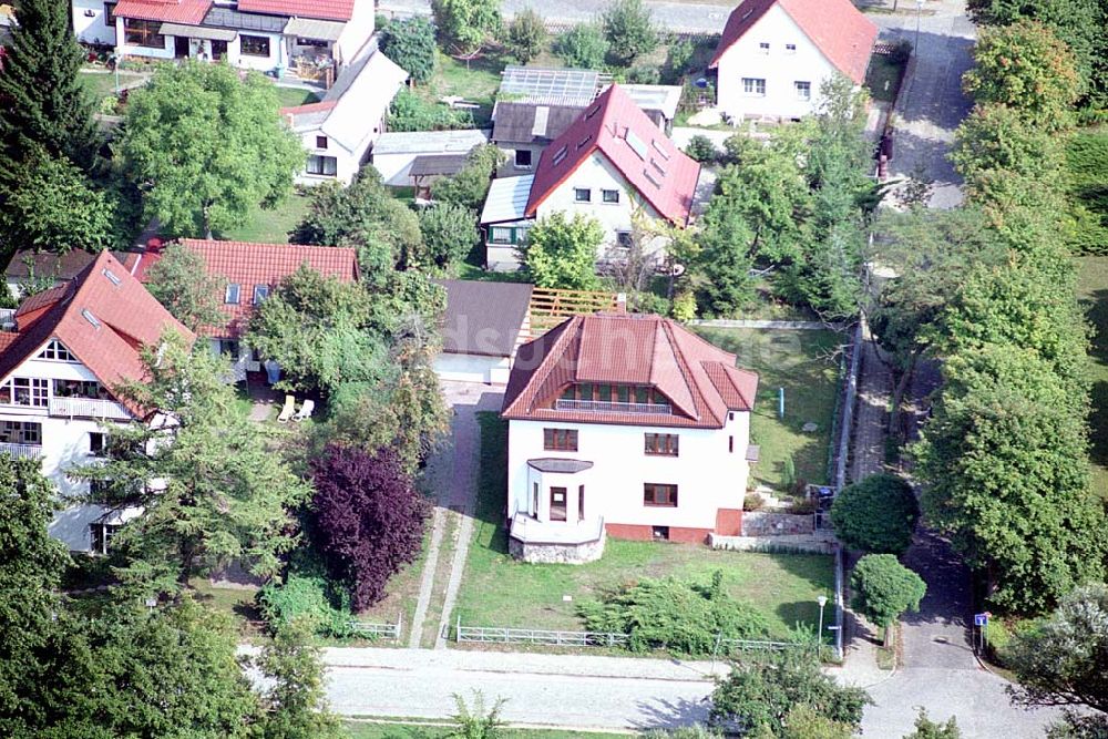 Luftbild Mirow / Mecklenburg Vorpommern - Blick auf ein Wohngebiet in Mirow / Mecklenburg Vorpommern 16.09.03 Foto: Grahn